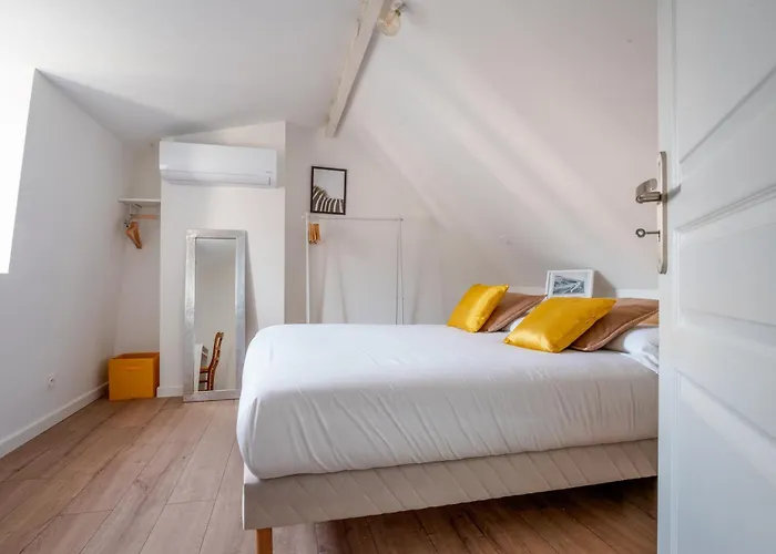 Maison Clim Jardin Parking Centre 8 Personnes 4 Tatil Evi Tours