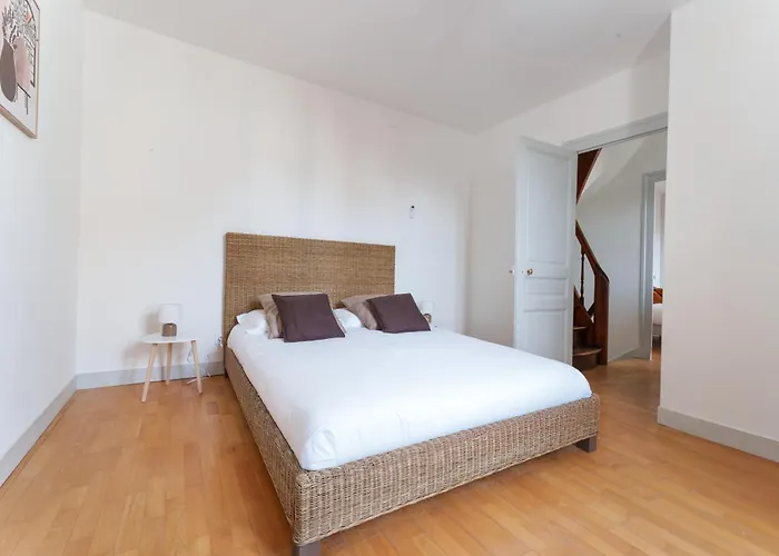 Maison Clim Jardin Parking Centre 8 Personnes 4 Tours